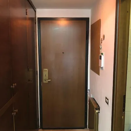 Gio شقة نوفارا